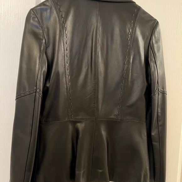 Leather Jacket designed by Sandra Angelozzi Fitted snap buttons - Picture 3 of 6